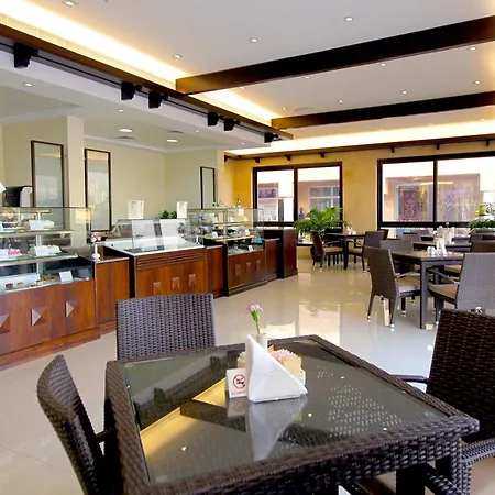 Lou'Lou'A Beach Resort Sharjah-3