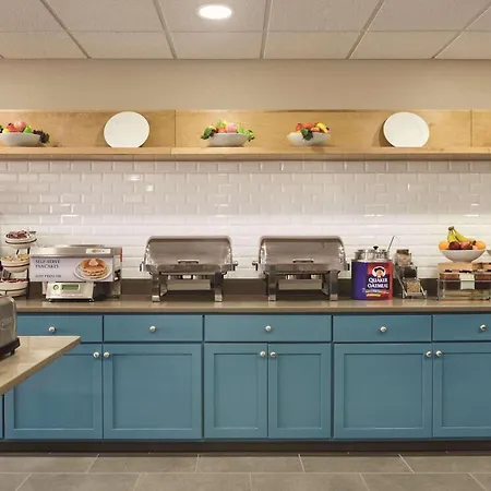 Country Inn & Suites By Radisson, Coralville, Ia-3