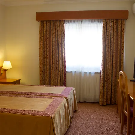 Hotel Aguiar Da Pena-3