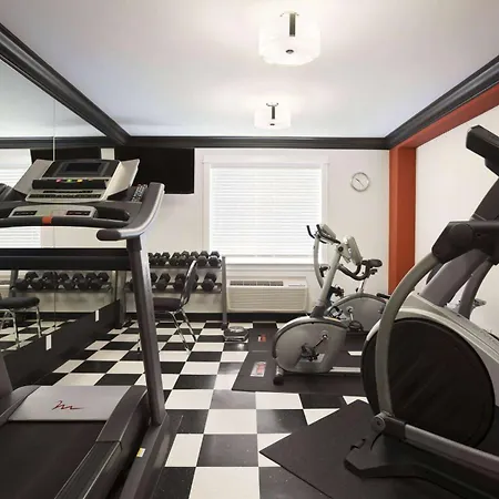 Ramada By Wyndham Surrey/Langley-3