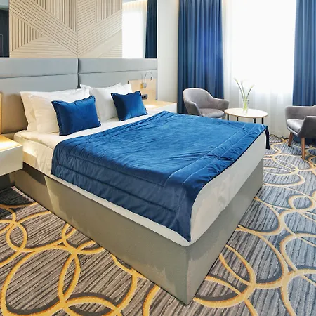 Sky Hotel-2