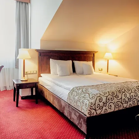 Grand Royal Hotel-2