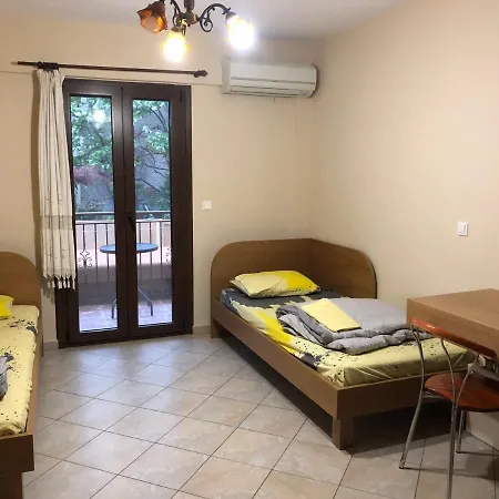 Studios Arabas-2