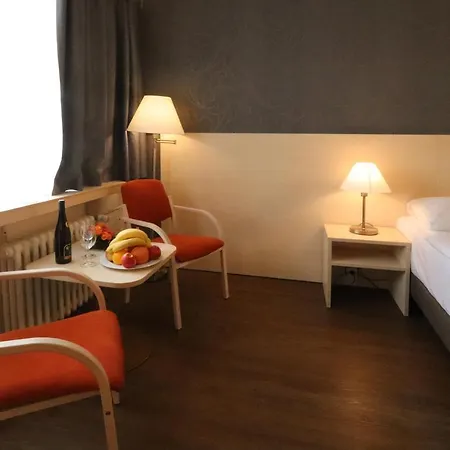 Hotel Krystal-3