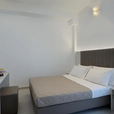 Hotel Aurora-2