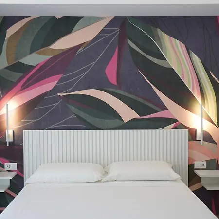 Harmony Tropea Rooms & Suites-3