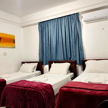 Machado'S Plaza Hotel-2