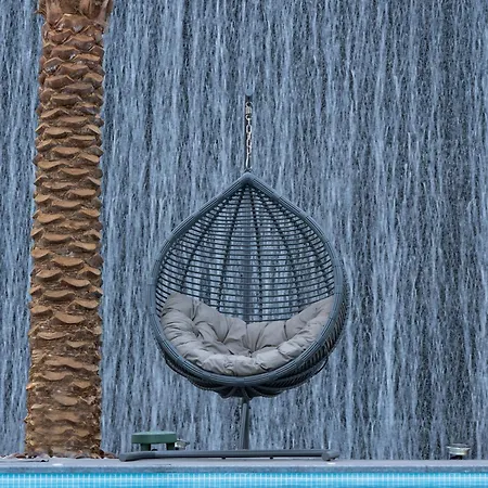 Al Khoory Sky Garden Hotel-3