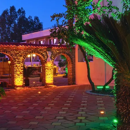 Oscar Seaside Hotel & Spa-2