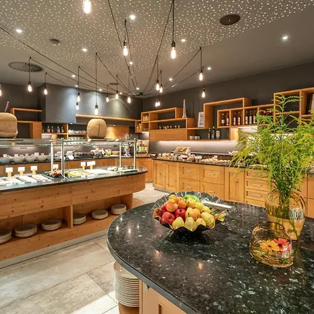 Bergland Design- Und Wellnesshotel-3
