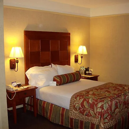 Embassy Suites San Antonio Airport-2