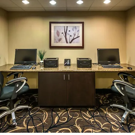 Hampton Inn & Suites Reno-3