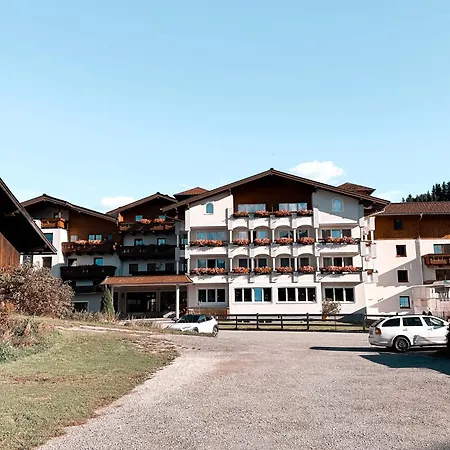 Hotel Das Urbisgut-3
