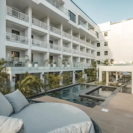 Fort George Hotel And Spa-3