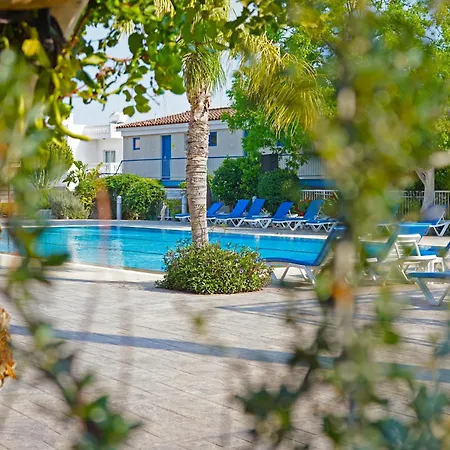 Green Bungalows Hotel Apartments-3