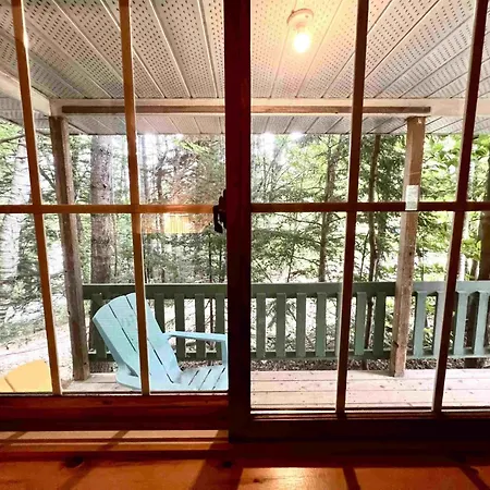 High Falls Bay Cottages, Camping & Waterpark-3