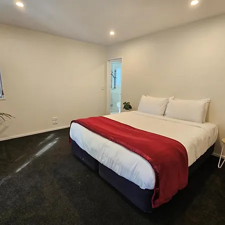 Azena Suites & Apartment-3
