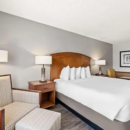 Best Western Plus At Lake Powell-3