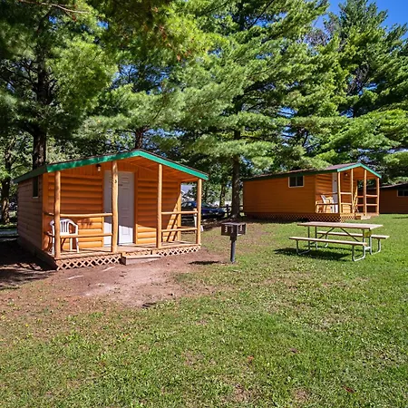 Plymouth Rock Camping Resort Basic Cabin-3