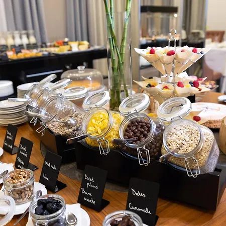 Tresor Le Palais Timisoara, Curio Collection By Hilton-2