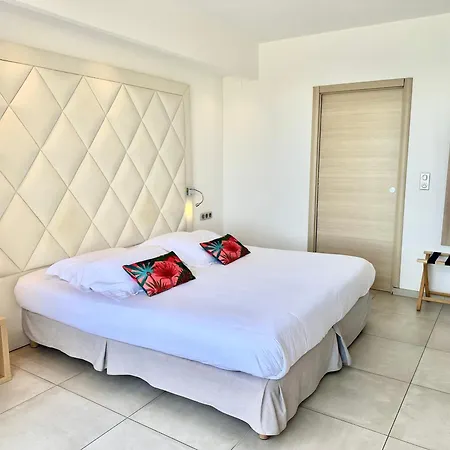 Hotel Villa R-2