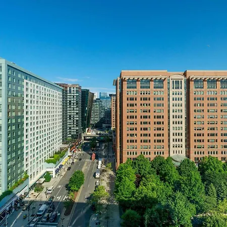 Renaissance Boston Seaport District-3