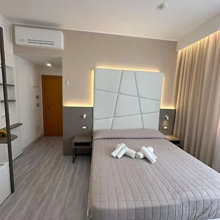 Hotel Cannes-3