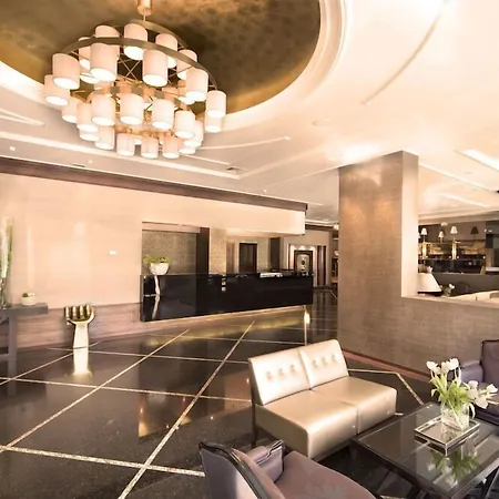 Hotel Real Parque-3