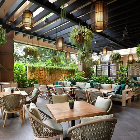 Four Seasons Hotel Singapore-2