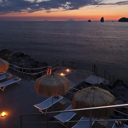 Therasia Resort Sea And Spa - The Leading Hotels Of The World-3