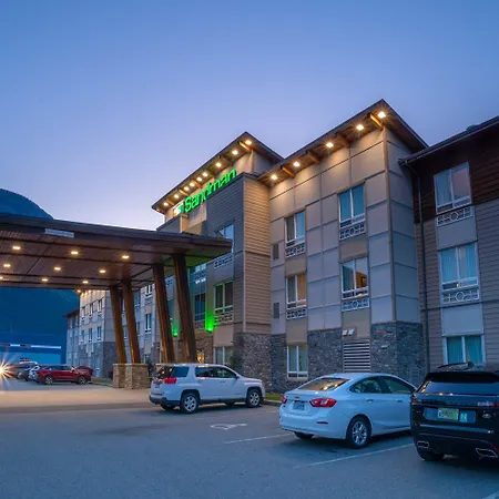Sandman Hotel And Suites Squamish-2