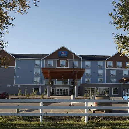 Pomeroy Inn & Suites At Olds College-2
