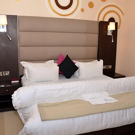 Golfview Suites & Conference Center-3