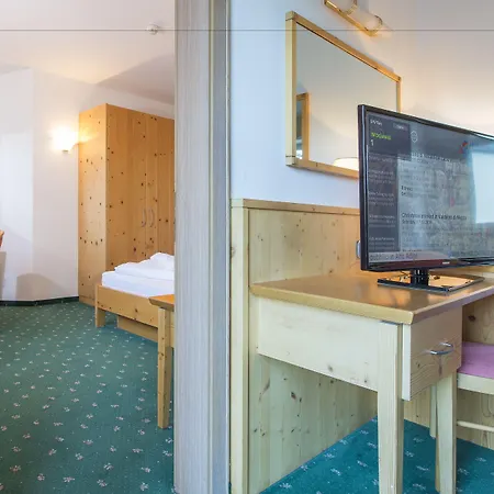Aparthotel Kronplatz Luxury House-2