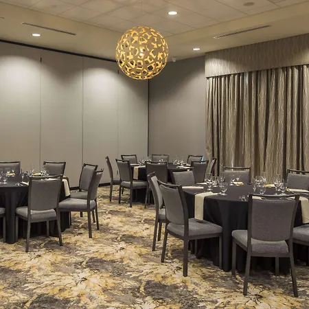 Hilton Garden Inn Pittsburgh Airport-2