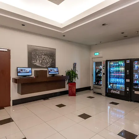 Xo Hotels Blue Tower-2