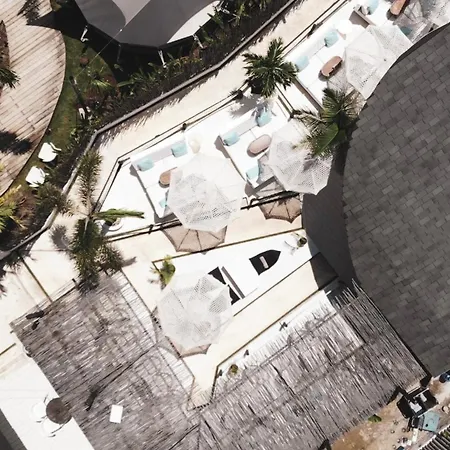 Runik Beach Club & Resort - Adults Only-3