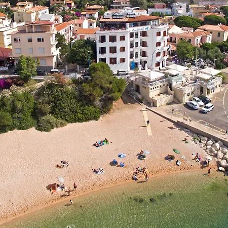 Bue Marino Hotel & Rooftop Bar-2