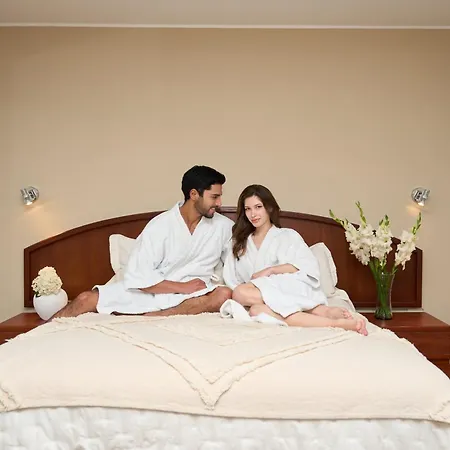 Hotel Park Suites-3