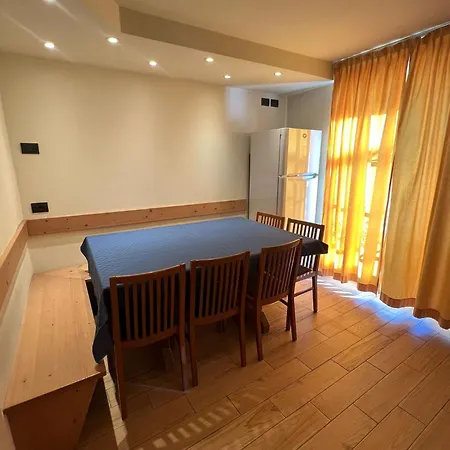 Chalet Del Sole Per Gruppi-2