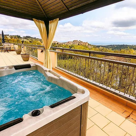 Arts Club Suite & Spa-2