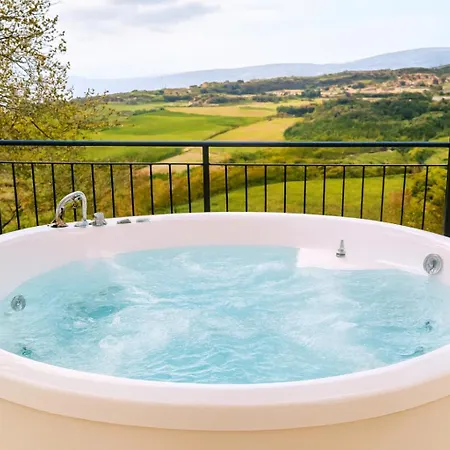 Arts Club Suite & Spa-3