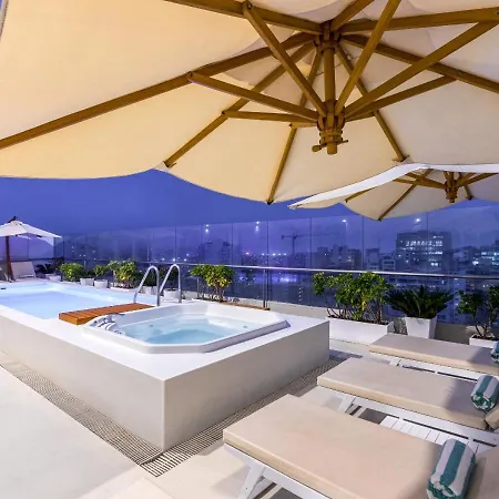 Dazzler By Wyndham Lima San Isidro-3