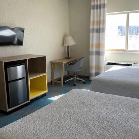 Days Inn By Wyndham Colorado Springs Airport-3