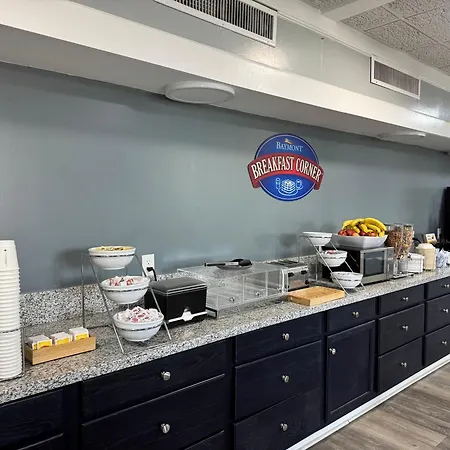 Baymont By Wyndham Montgomery Al-2