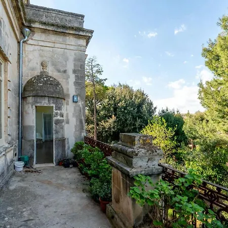 Palazzo Donna Elisabetta-2