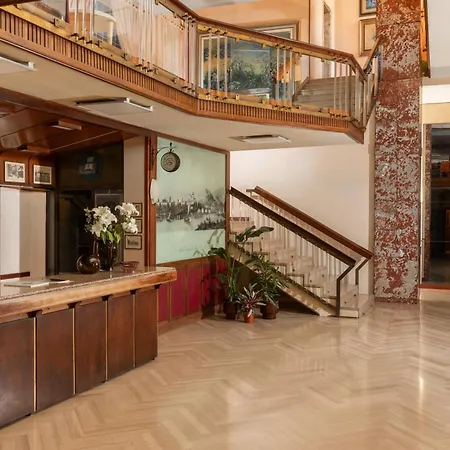 Hotel La Pace-3
