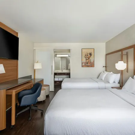 Fairfield By Marriott Anaheim Resort-3
