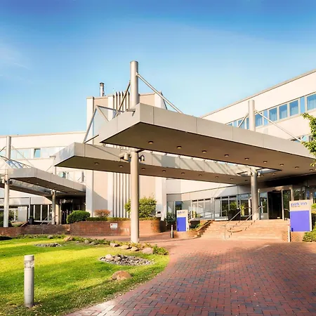 Park Inn by Radisson Lübeck-2