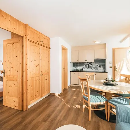 Garni Hotel Miara - Your Dolomites Home-3